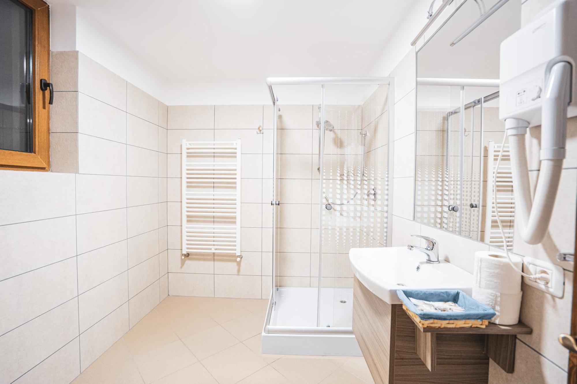 Hotel Rabbit Bran โมเอเชอ เด จอส ภายนอก รูปภาพ