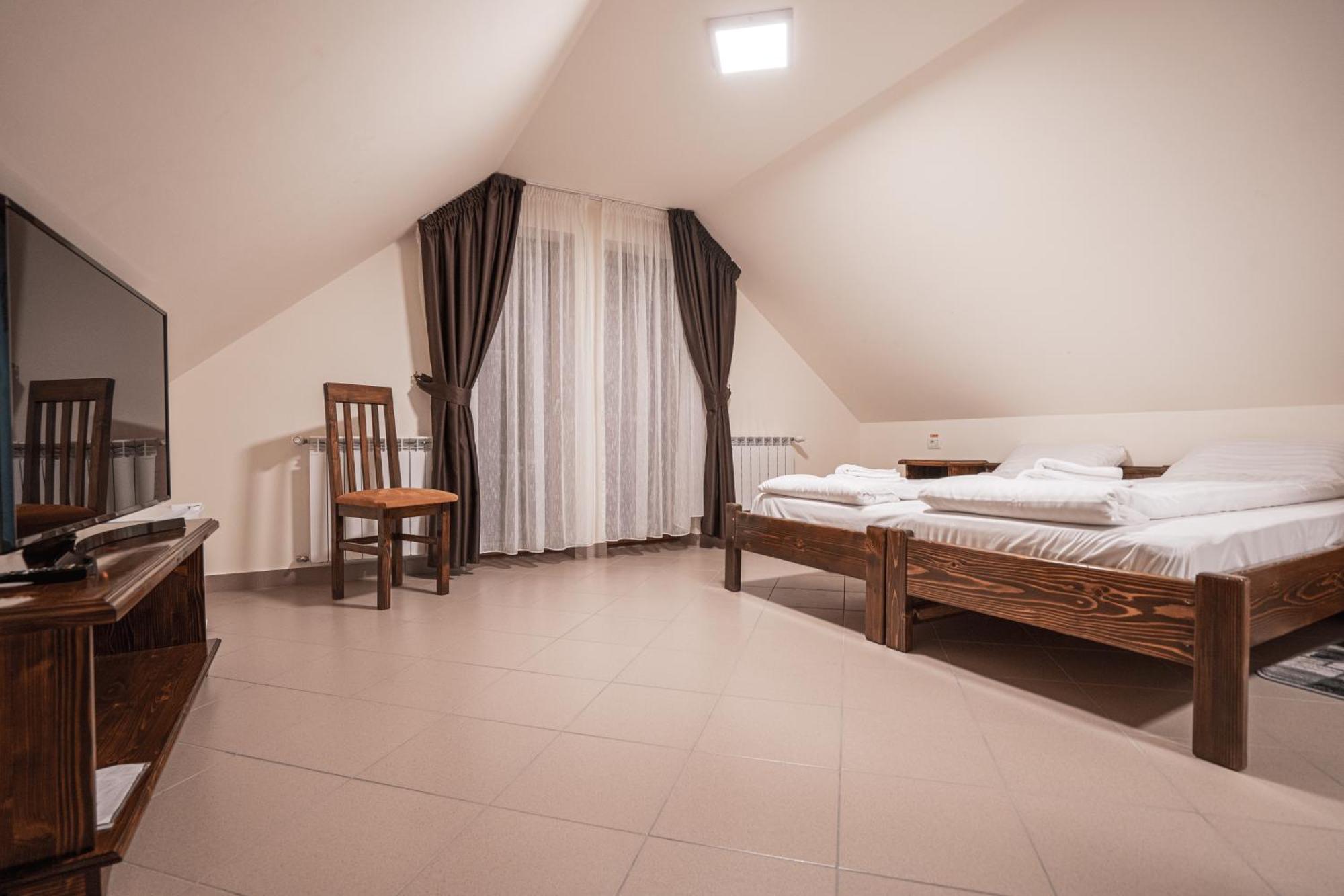 Hotel Rabbit Bran โมเอเชอ เด จอส ภายนอก รูปภาพ