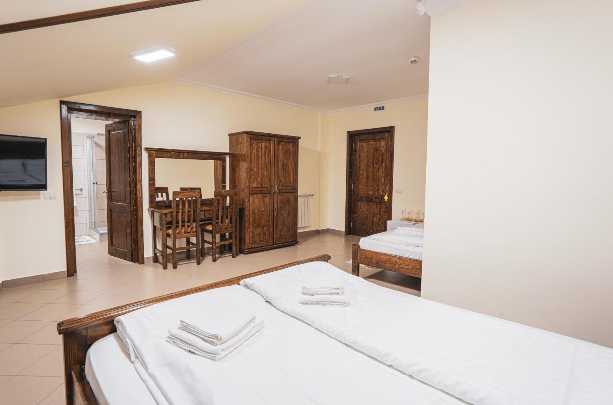 Hotel Rabbit Bran โมเอเชอ เด จอส ภายนอก รูปภาพ